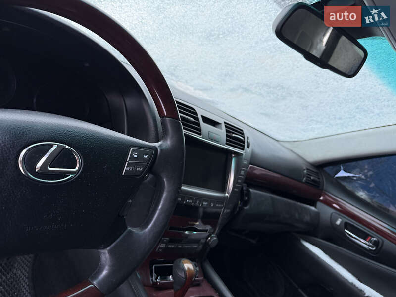 Седан Lexus LS 2007 в Вінниці