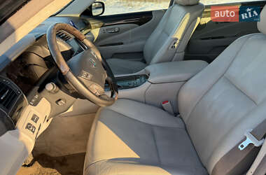 Седан Lexus LS 2008 в Виннице