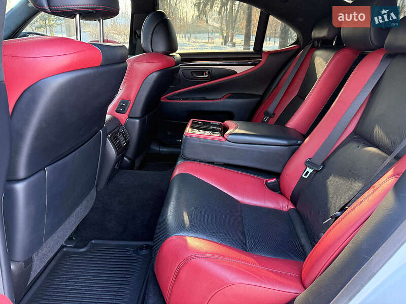 Седан Lexus LS 2014 в Киеве