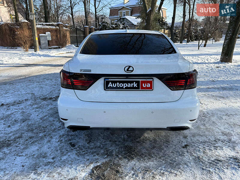 Седан Lexus LS 2014 в Киеве