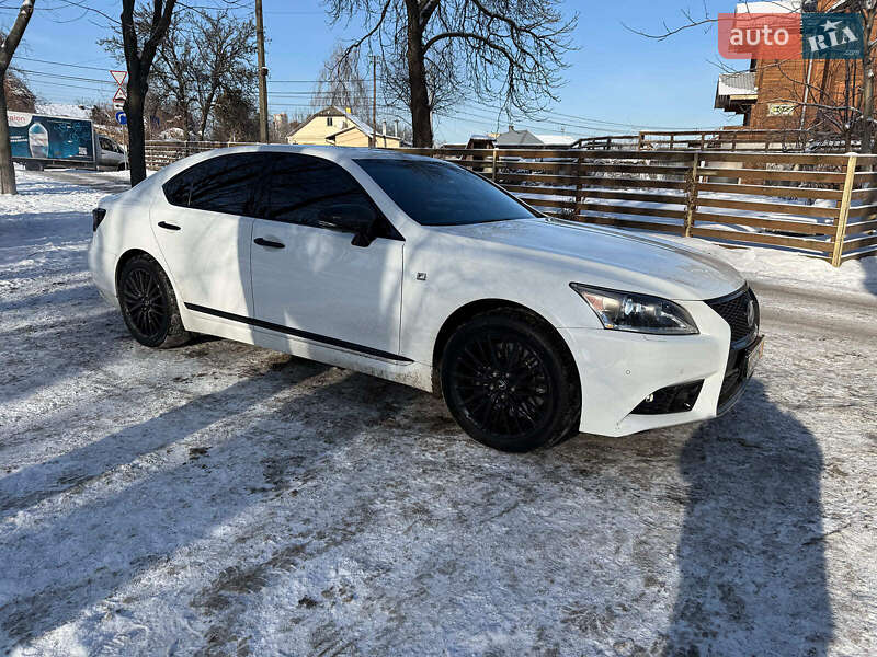 Седан Lexus LS 2014 в Киеве
