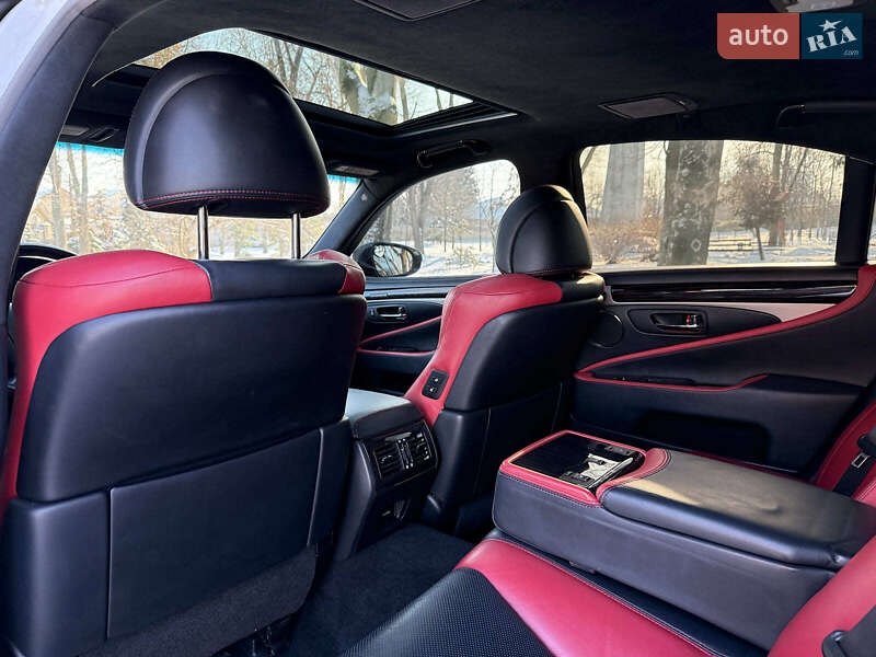 Седан Lexus LS 2014 в Киеве