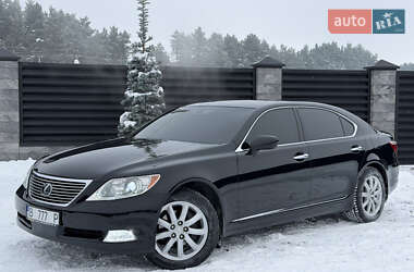 Седан Lexus LS 2007 в Вараше
