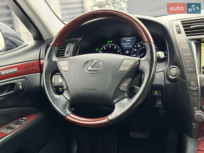 Седан Lexus LS 2007 в Вараше фото 63 Седан Lexus LS 2007 в Вараше