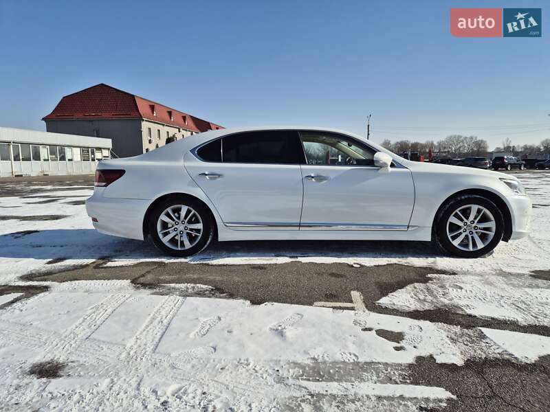 Седан Lexus LS 2013 в Киеве