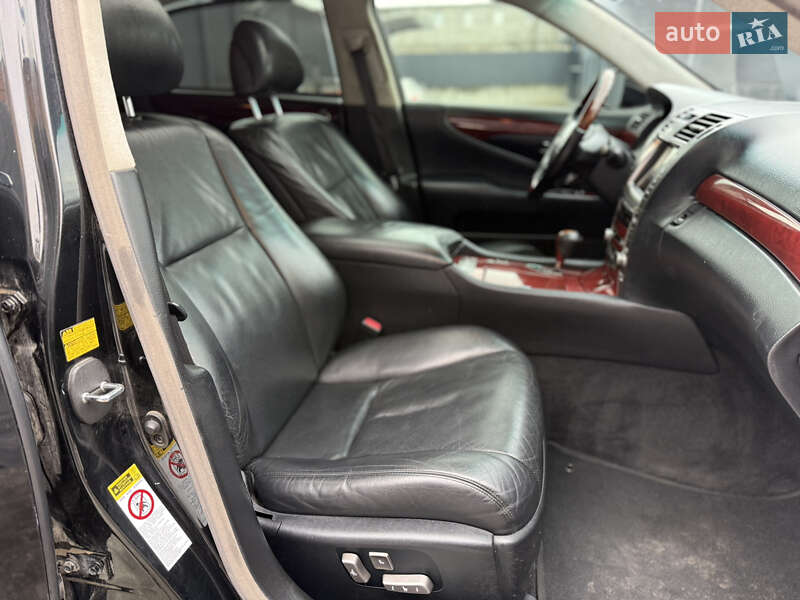 Седан Lexus LS 2007 в Хмельницком фото 48 Седан Lexus LS 2007 в Хмельницком