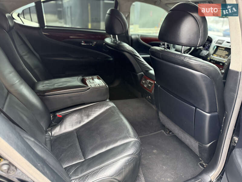 Седан Lexus LS 2007 в Хмельницком фото 51 Седан Lexus LS 2007 в Хмельницком