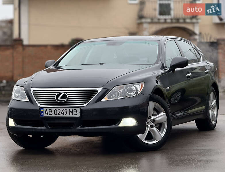 2007 Lexus LS, VIN JTHGM46F475010189:plate — фото 1 (autoria)