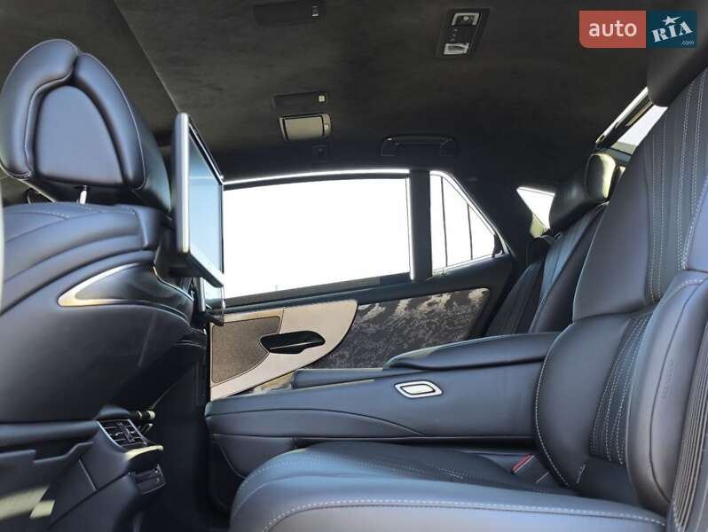 Седан Lexus LS 2021 в Києві