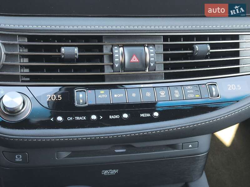 Седан Lexus LS 2021 в Києві