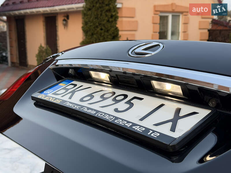 Седан Lexus LS 2007 в Вараше