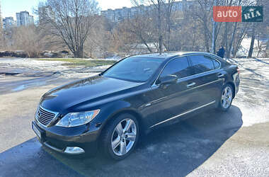 Седан Lexus LS 2008 в Киеве