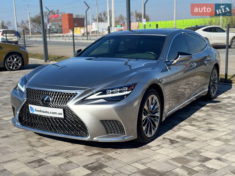 Седан Lexus LS 2022 в Ровно
