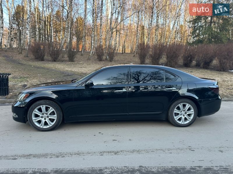 Седан Lexus LS 2008 в Тернополе