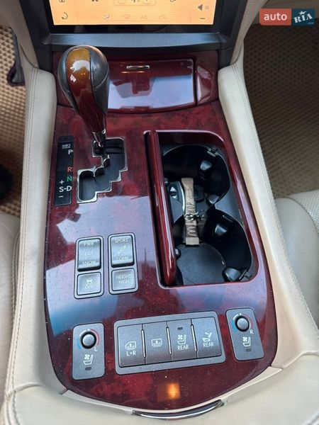 Седан Lexus LS 2008 в Тернополе