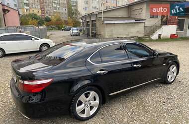 Седан Lexus LS 2008 в Ивано-Франковске