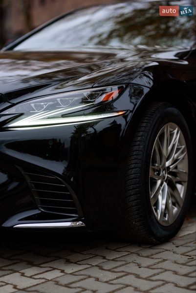 Седан Lexus LS 2018 в Ивано-Франковске