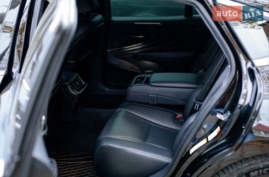 Седан Lexus LS 2018 в Ивано-Франковске