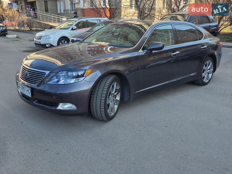 Седан Lexus LS 2007 в Киеве