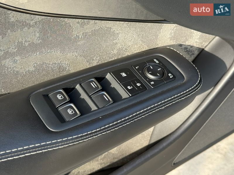 Седан Lexus LS 2021 в Києві