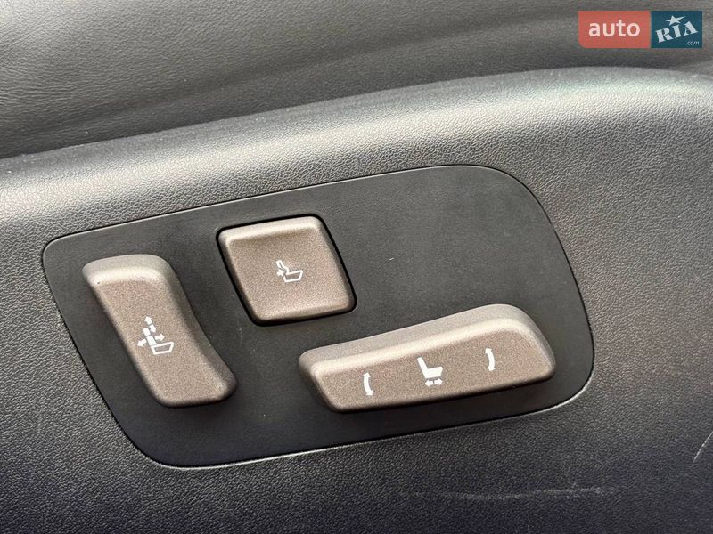 Седан Lexus LS 2007 в Києві фото 47 Седан Lexus LS 2007 в Києві