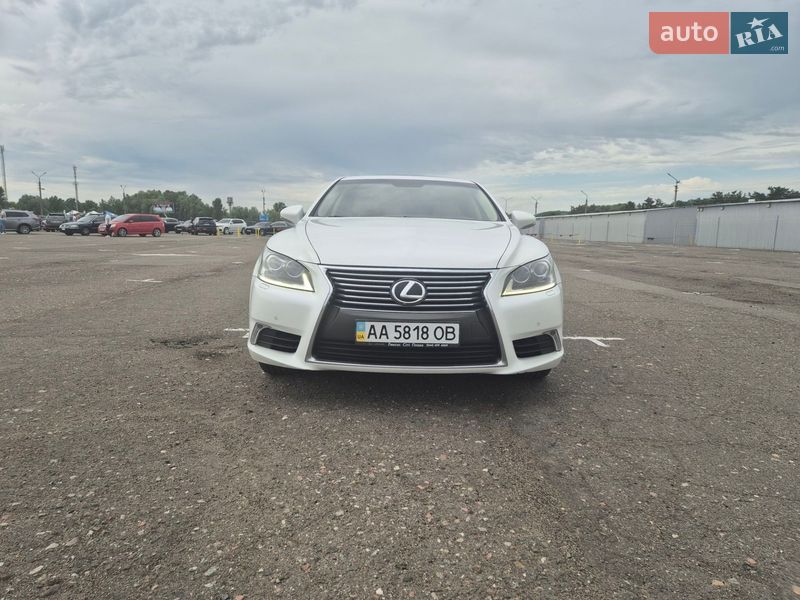 Седан Lexus LS 2013 в Киеве