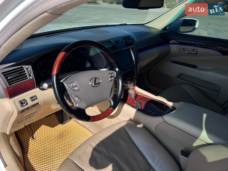 Седан Lexus LS 2008 в Харькове