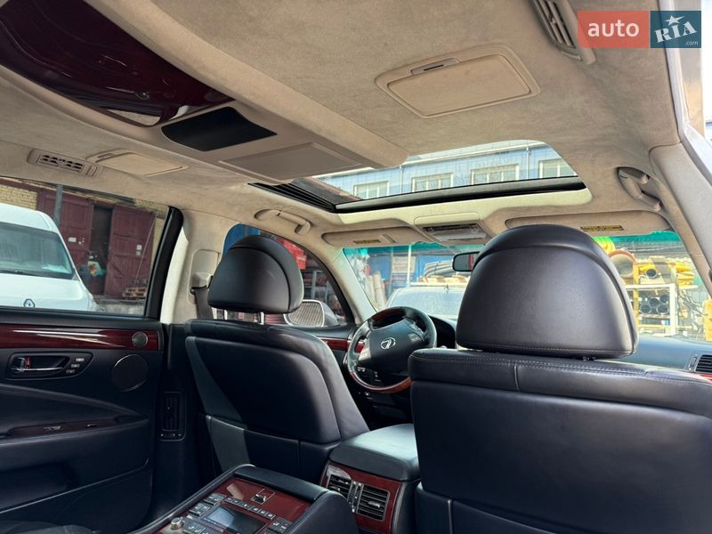 Седан Lexus LS 2007 в Ивано-Франковске