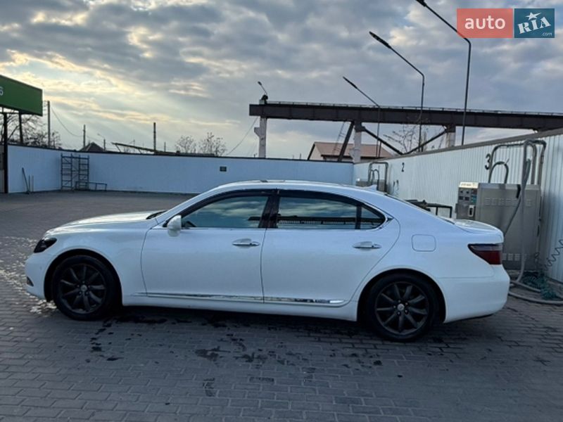 Седан Lexus LS 2007 в Одессе