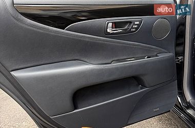 Седан Lexus LS 2007 в Киеве