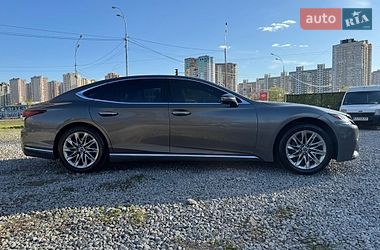 Седан Lexus LS 2018 в Киеве