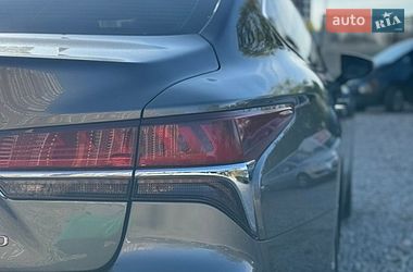 Седан Lexus LS 2018 в Киеве