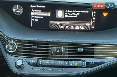 Седан Lexus LS 2018 в Киеве