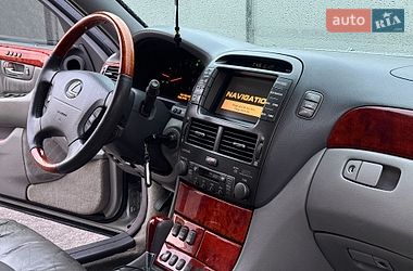 Седан Lexus LS 2001 в Киеве
