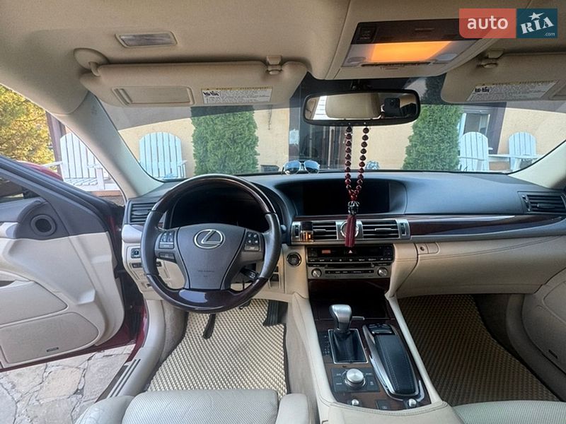 Седан Lexus LS 2013 в Полтаве
