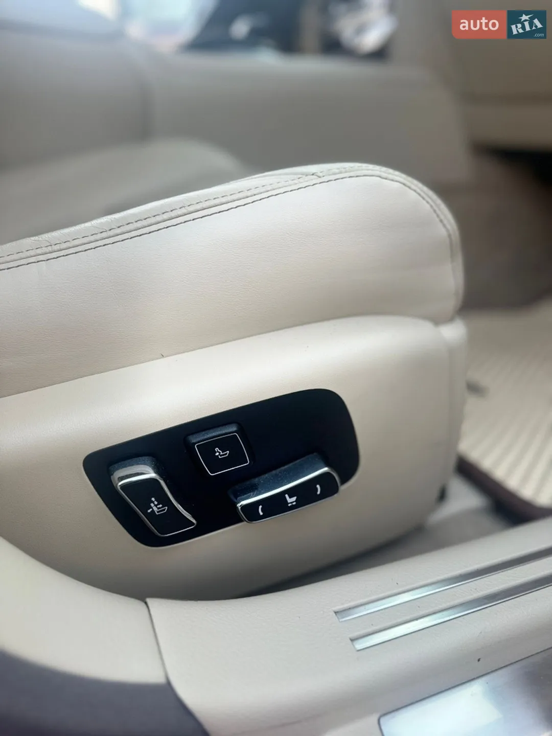 2013 Lexus LS - мініатюра 20