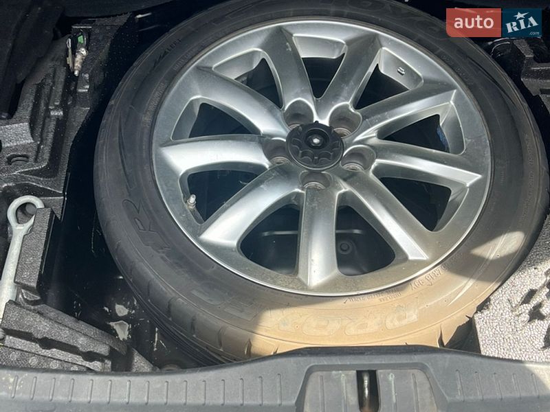 Седан Lexus LS 2011 в Миколаєві