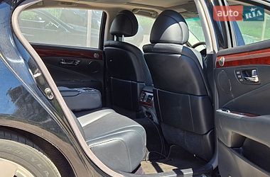 Седан Lexus LS 2007 в Киеве
