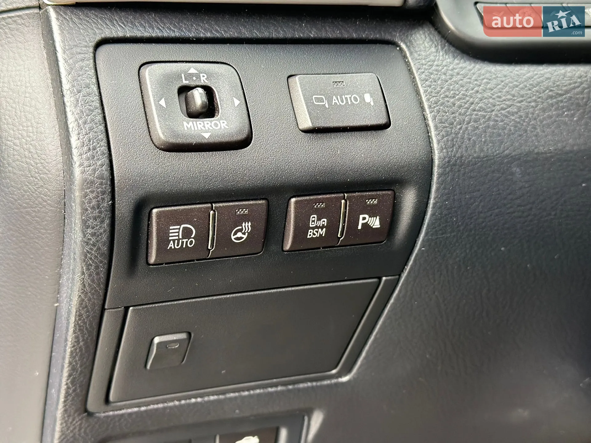 2013 Lexus LS - мініатюра 34