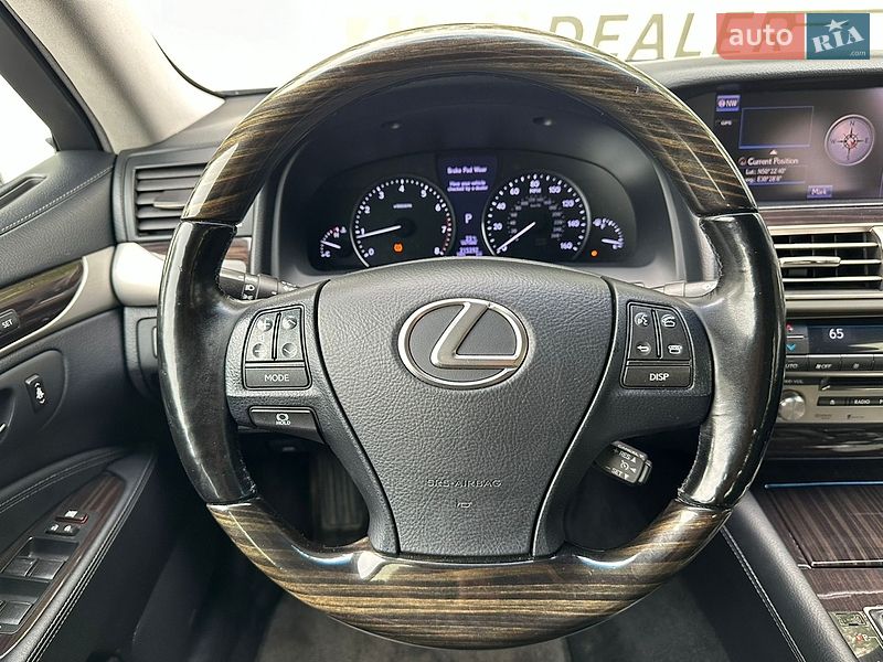 Седан Lexus LS 2013 в Киеве