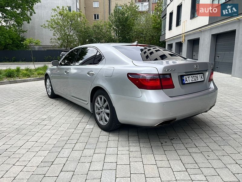 Седан Lexus LS 2007 в Івано-Франківську