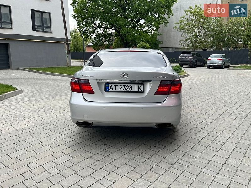 Седан Lexus LS 2007 в Івано-Франківську