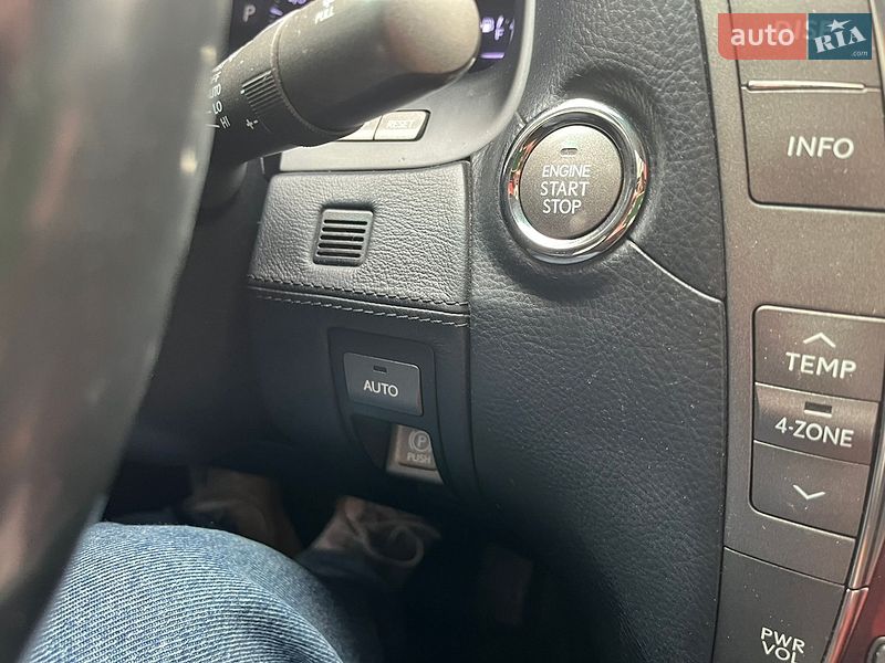 Седан Lexus LS 2007 в Івано-Франківську
