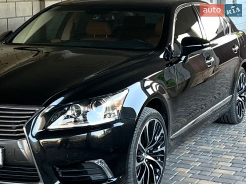 Седан Lexus LS 2015 в Днепре
