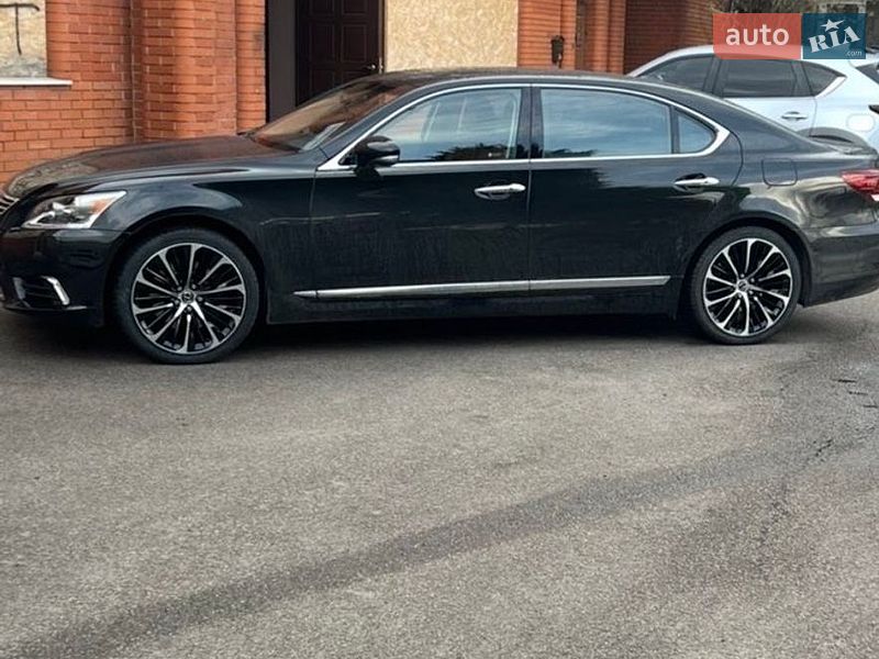 Седан Lexus LS 2015 в Днепре