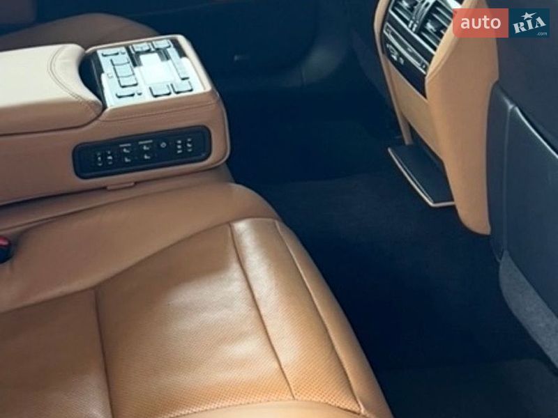 Седан Lexus LS 2015 в Днепре