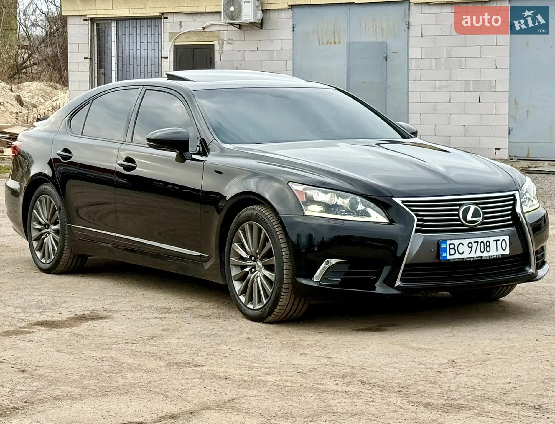 2013 Lexus LS - мініатюра 10