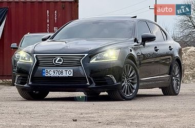lexus ls 2013 в Рівне від професійного продавця Костя