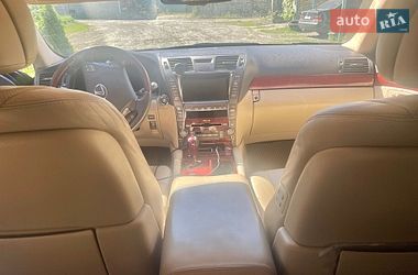 Седан Lexus LS 2007 в Вишгороді