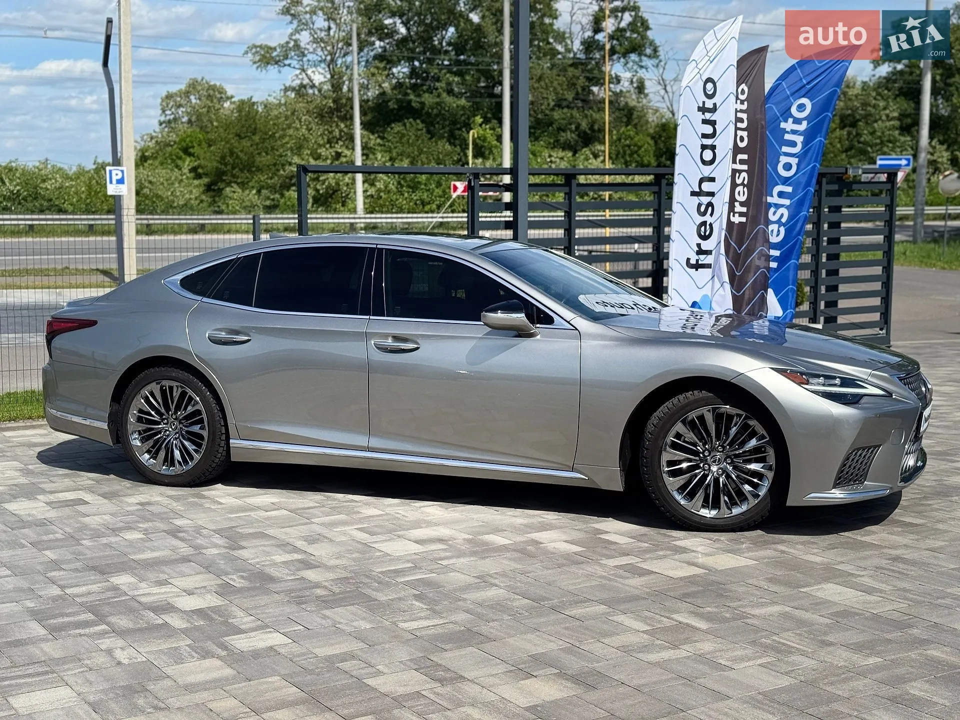 2022 Lexus LS - мініатюра 7